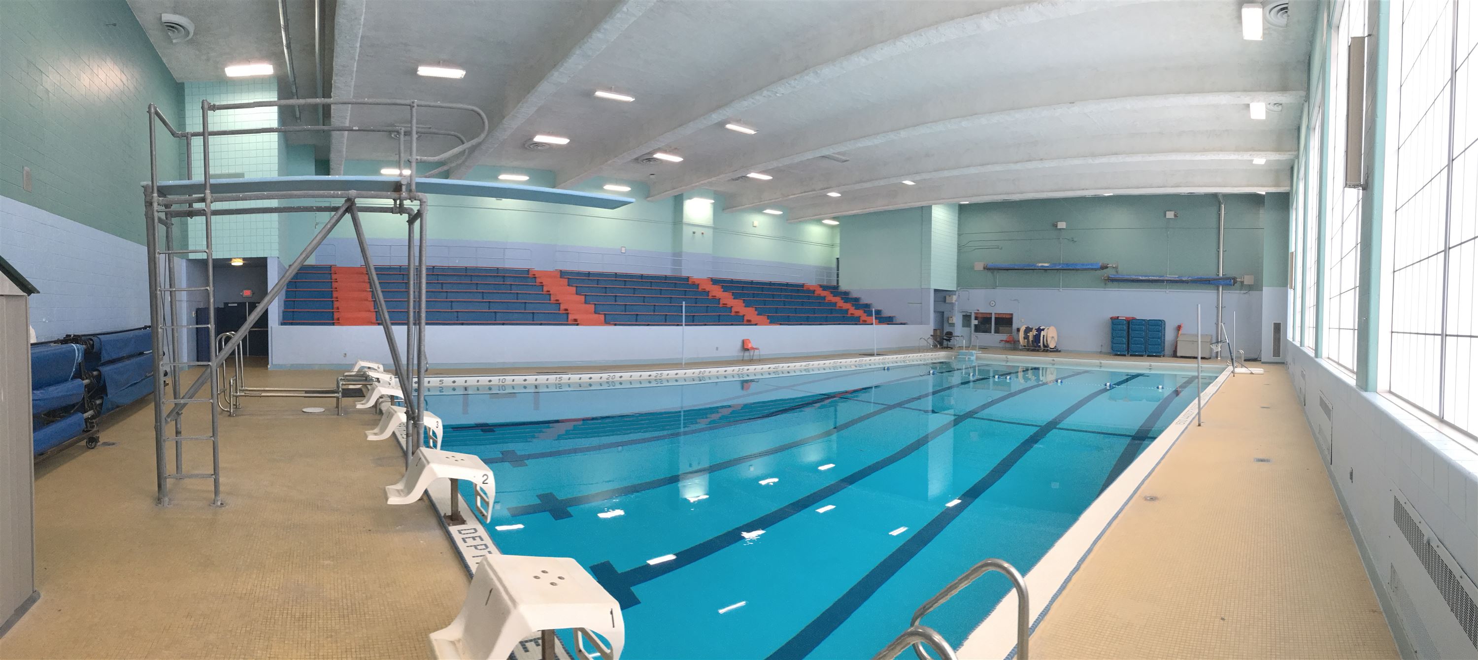 swimmingpool.jpg